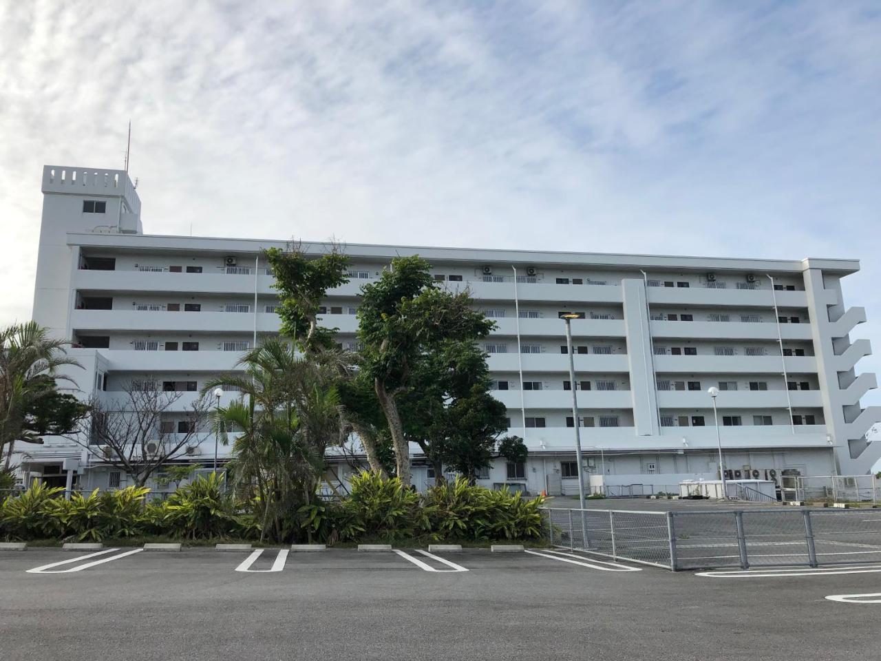 Eagle Lodge Chatan Exterior foto